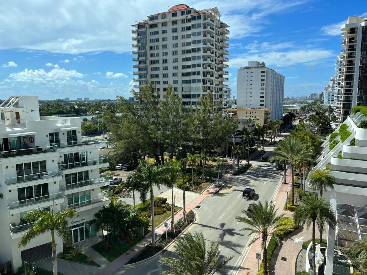 Ocean Front Units At Miami Beach Exterior photo